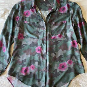 Cloth & Stone Shirt Floral Cammo Print Size XL